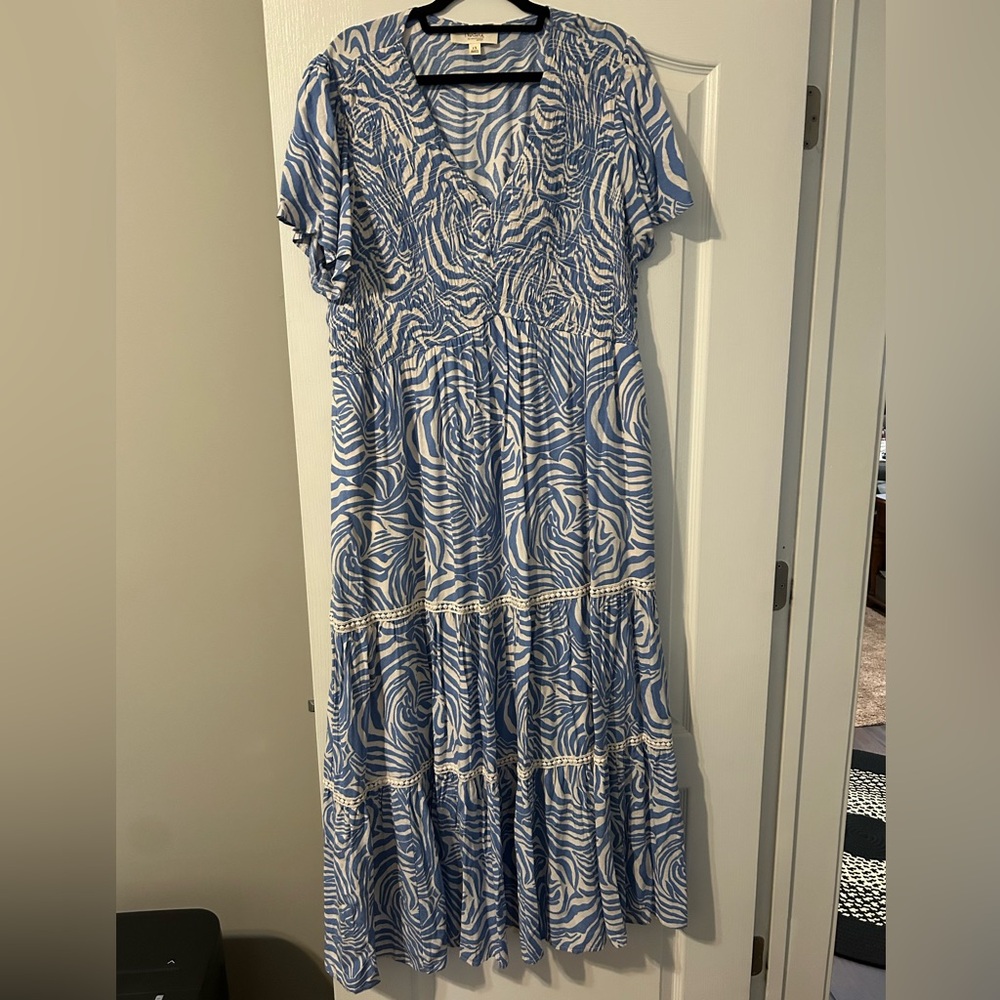 Nurture by Westbound Blue and White Tiered V‑Neck Maxi Dress